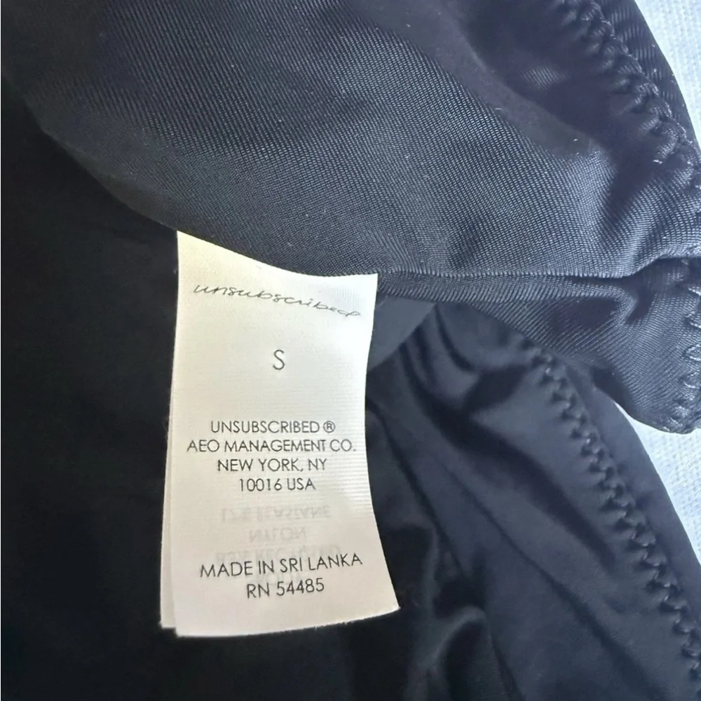 Black Women's One-Piece Swimsuit with Front Keyhole - Picture 4 of 4